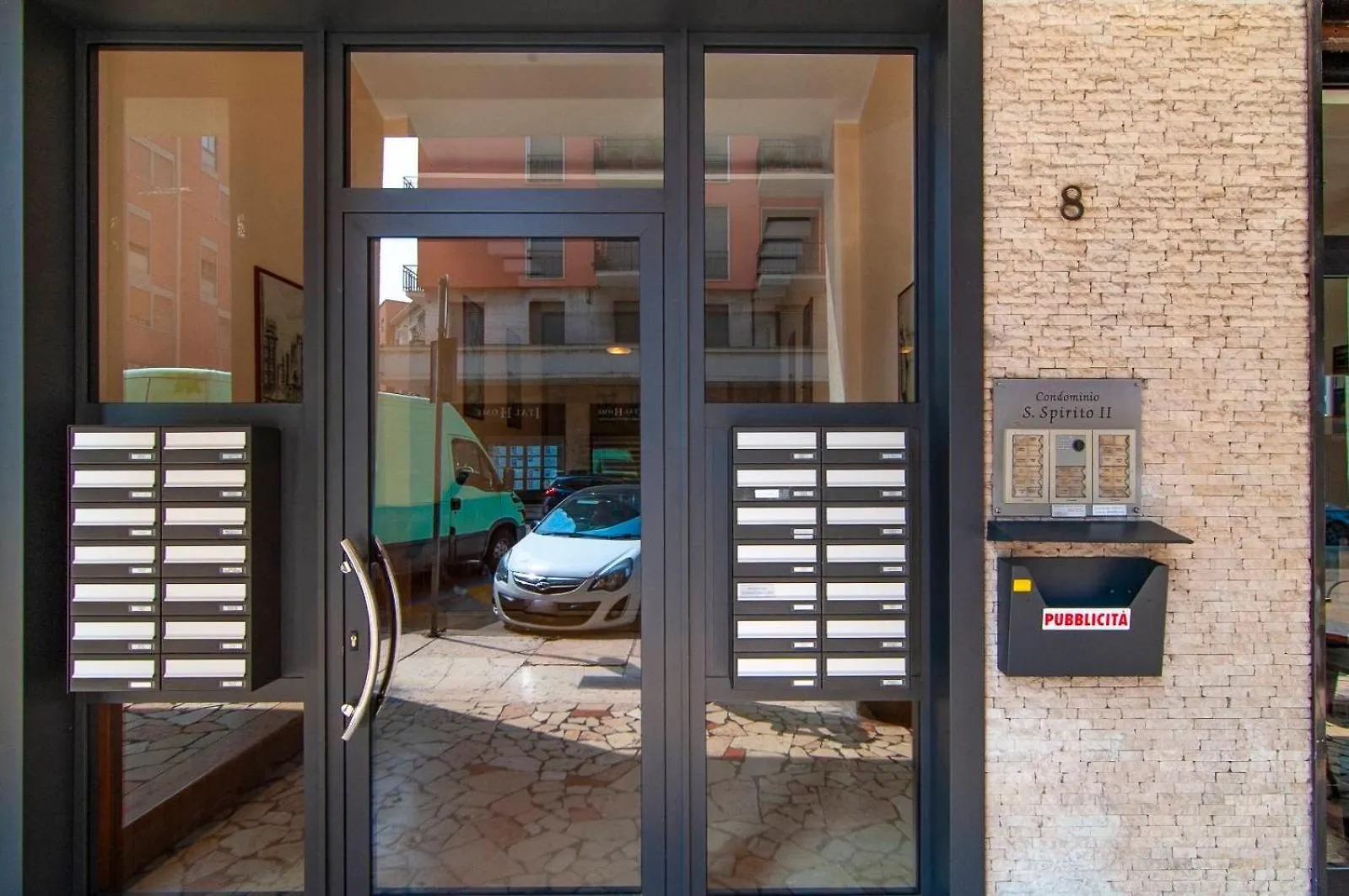 Magnificent Rooms Verona Center 0*,